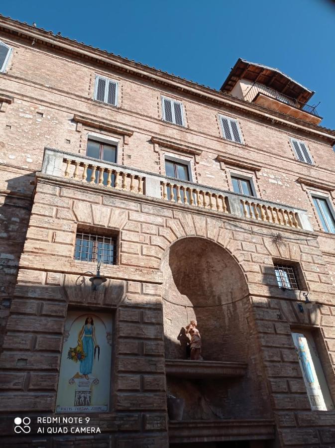 Hotel Trevi Palazzo Natalini Eksteriør bilde