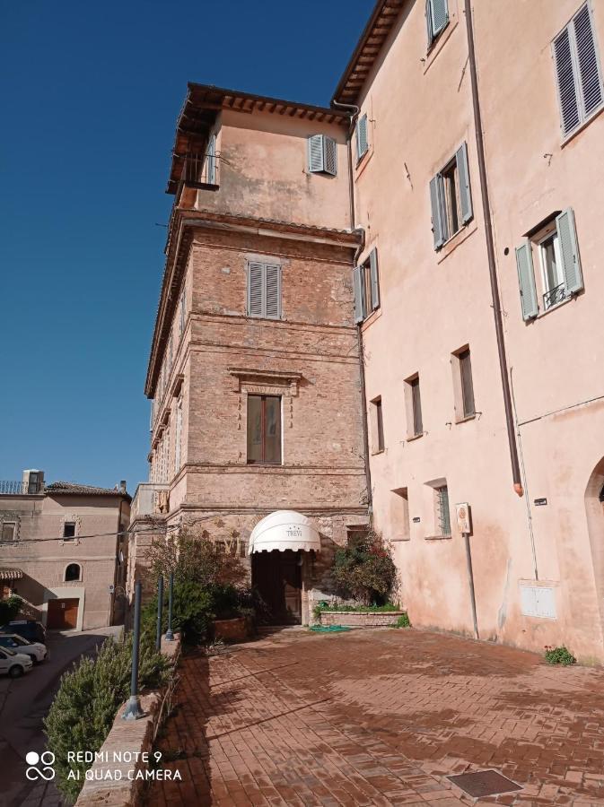 Hotel Trevi Palazzo Natalini Eksteriør bilde